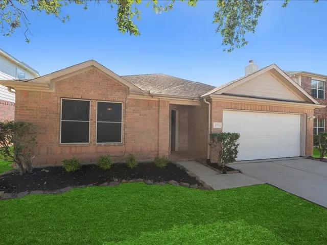 $1,950 | 20711 Cypress Green Lane, Cypress, TX 77433