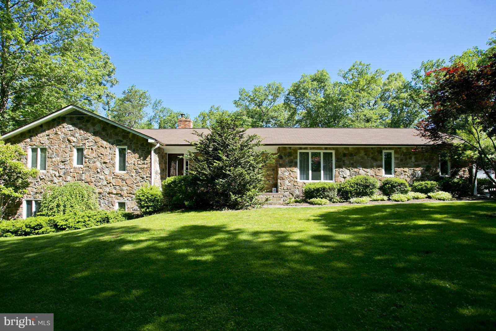 319 Pine Road Stephenson, VA 22656 - Photo 1 of 29 Exterior (General)
