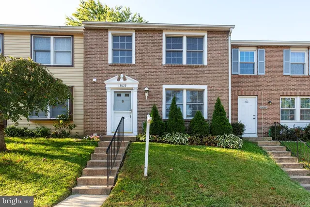 $2,395 | 13623 Bentley Circle, Woodbridge, VA 22192
