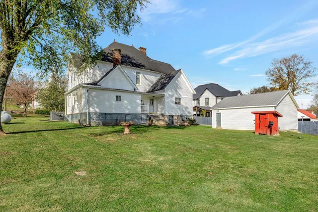 a front view of house with yard