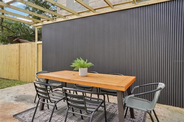 $375,000 | 1606 East Maple Avenue, Tampa, FL 33604