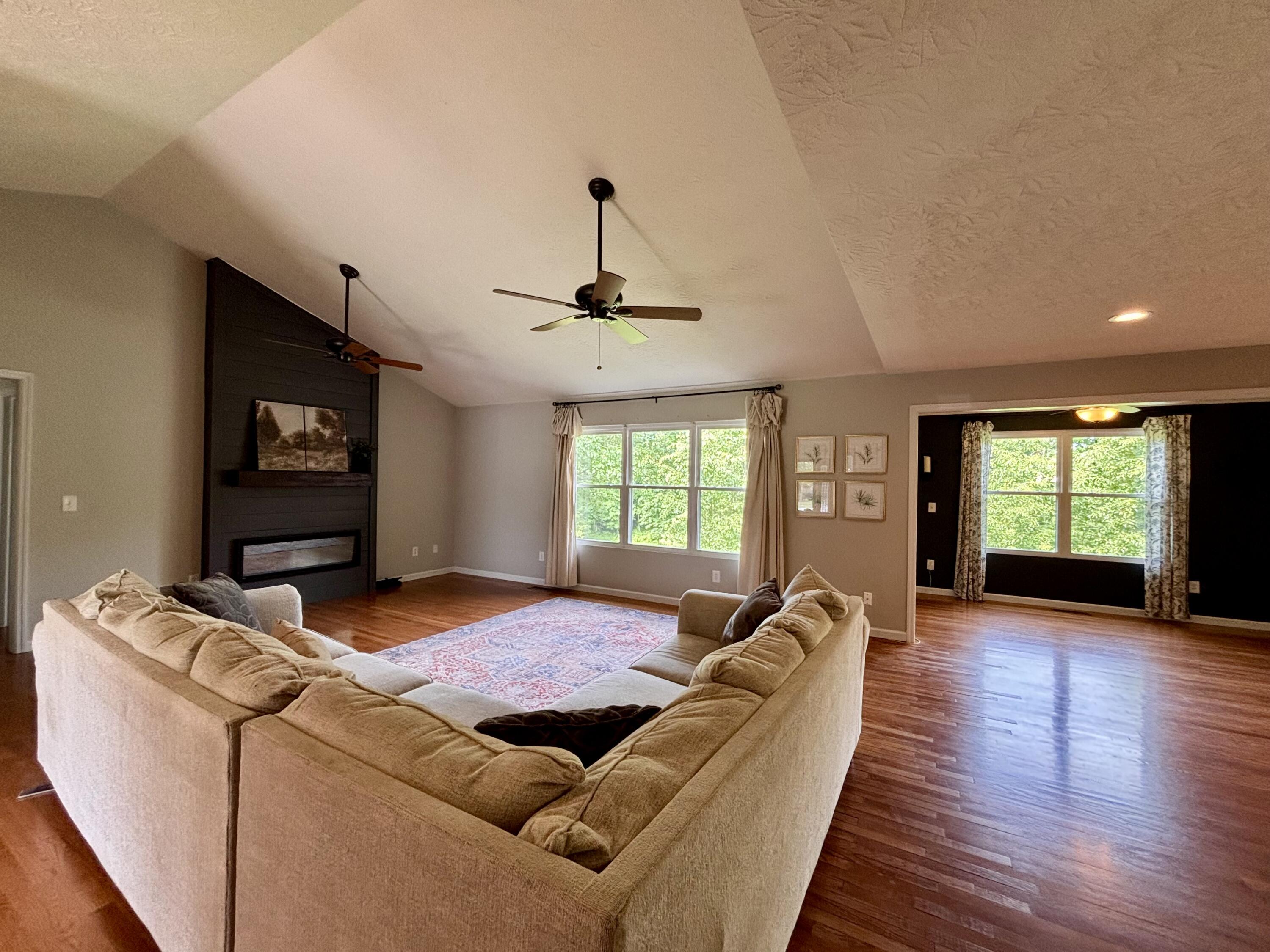 225 Maple Ridge Crittenden, KY 41030 - Photo 9 of 49 IMG_4390