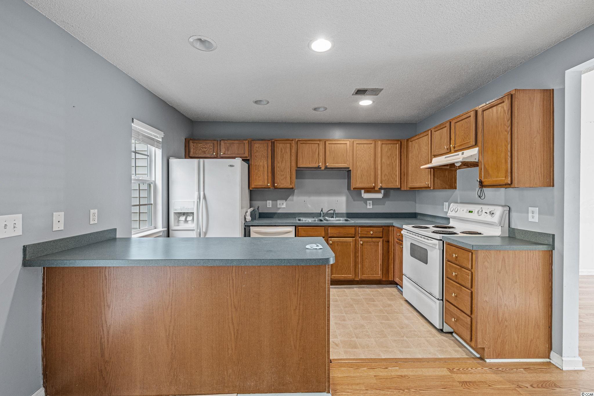 333 Seabert Road, Unit 333 Myrtle Beach, SC 29579 - Photo 5 of 31 Gallery Image 5