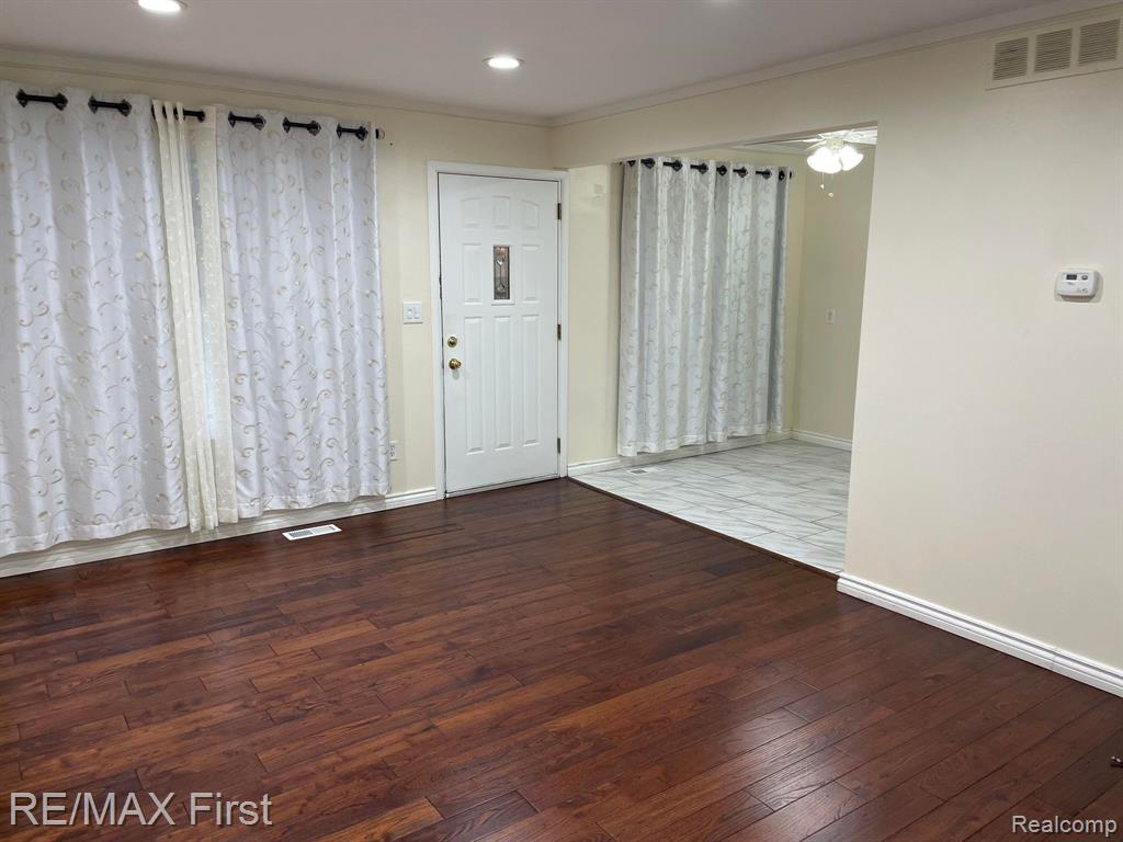 8401 18 18 Mile Road, Unit 99 Sterling Heights, MI 48313 - Photo 17 of 36