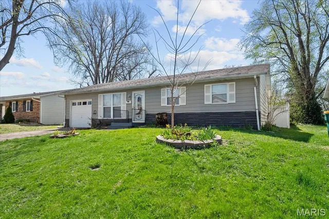 $1,695 | 807 Estate Drive, O'Fallon, IL 62269