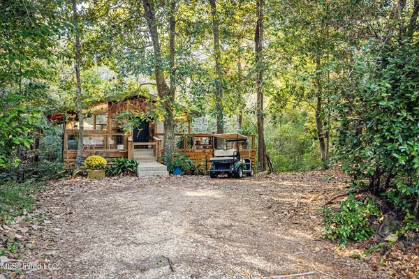 $559,000 | 1103 Le Voyageur Drive, Ocean Springs, MS 39564