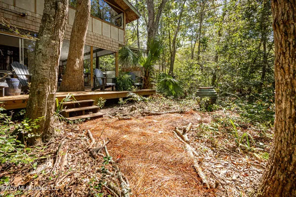$559,000 | 1103 Le Voyageur Drive, Ocean Springs, MS 39564