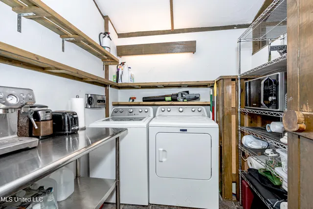 $589,000 | 1103 Le Voyageur Drive, Ocean Springs, MS 39564