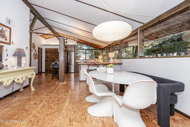 $589,000 | 1103 Le Voyageur Drive, Ocean Springs, MS 39564