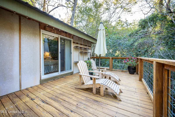 $559,000 | 1103 Le Voyageur Drive, Ocean Springs, MS 39564