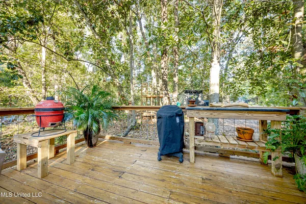 $559,000 | 1103 Le Voyageur Drive, Ocean Springs, MS 39564