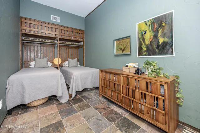 $589,000 | 1103 Le Voyageur Drive, Ocean Springs, MS 39564