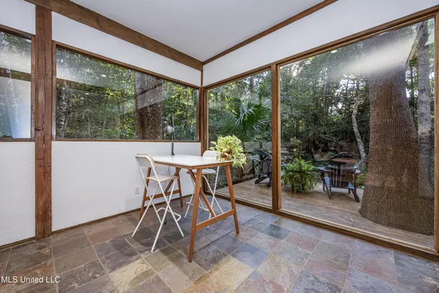 $589,000 | 1103 Le Voyageur Drive, Ocean Springs, MS 39564