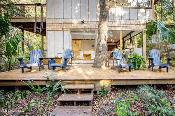 $559,000 | 1103 Le Voyageur Drive, Ocean Springs, MS 39564