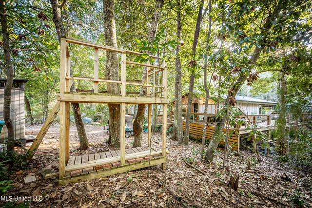 $589,000 | 1103 Le Voyageur Drive, Ocean Springs, MS 39564