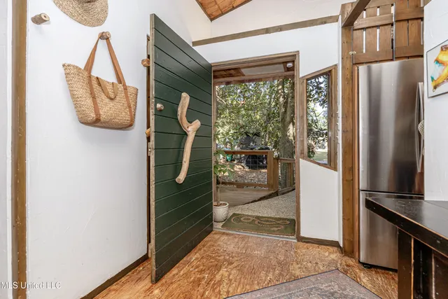 $589,000 | 1103 Le Voyageur Drive, Ocean Springs, MS 39564