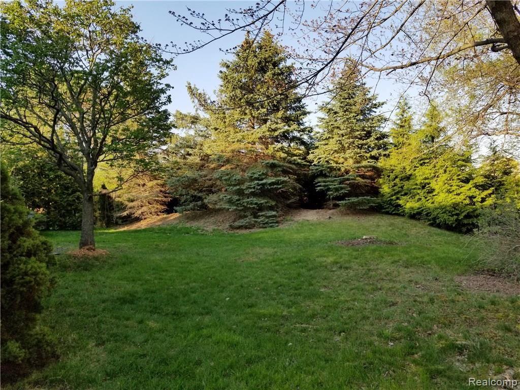 3120 Burlington Drive Rochester, MI 48306 - Photo 46 of 47