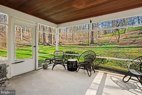 $627,500 | 11 Yorkridge Trail, Hockessin, DE 19707