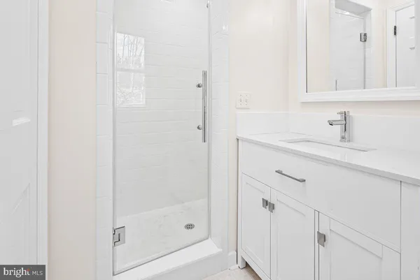 $627,500 | 11 Yorkridge Trail, Hockessin, DE 19707