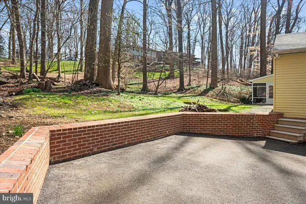 $627,500 | 11 Yorkridge Trail, Hockessin, DE 19707