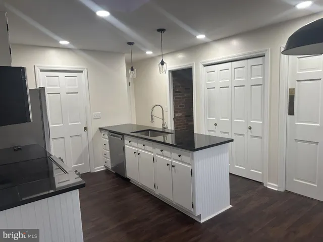 $650,000 | 11 Yorkridge Trail, Hockessin, DE 19707