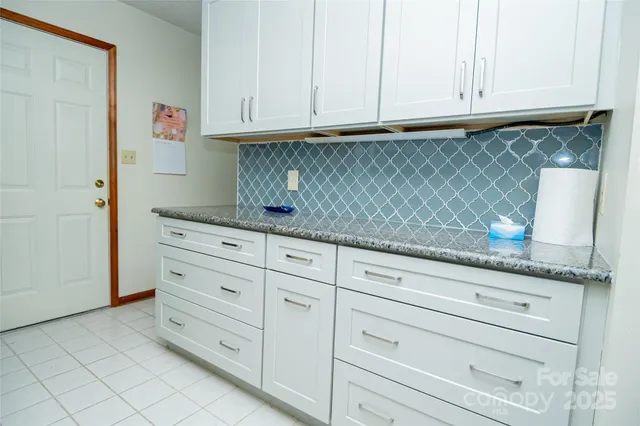 $292,000 | 603 29th Avenue Northeast, Unit 123, Hickory, NC 28601