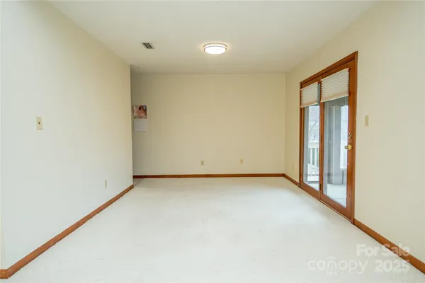$229,900 | 603 29th Avenue Northeast, Unit 123, Hickory, NC 28601