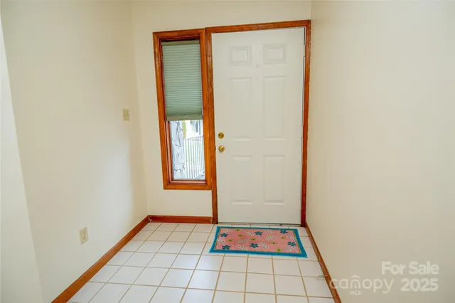 $292,000 | 603 29th Avenue Northeast, Unit 123, Hickory, NC 28601