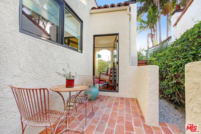 $2,760,000 | 1035 25th Street, Santa Monica, CA 90403