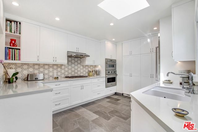 $2,760,000 | 1035 25th Street, Santa Monica, CA 90403