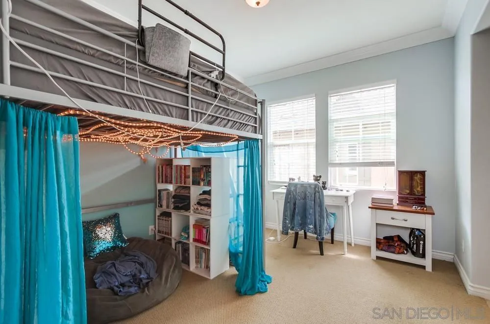 2665 Paradise Road Carlsbad, CA 92009 - Photo 25 of 52 a view of store room with washer and dryer