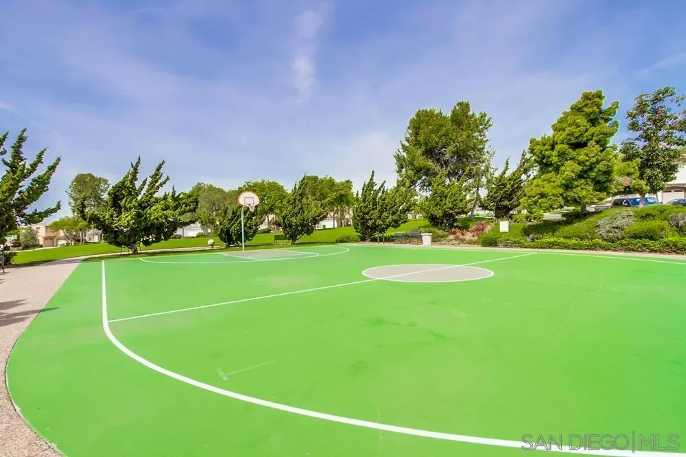 2665 Paradise Road Carlsbad, CA 92009 - Photo 48 of 52