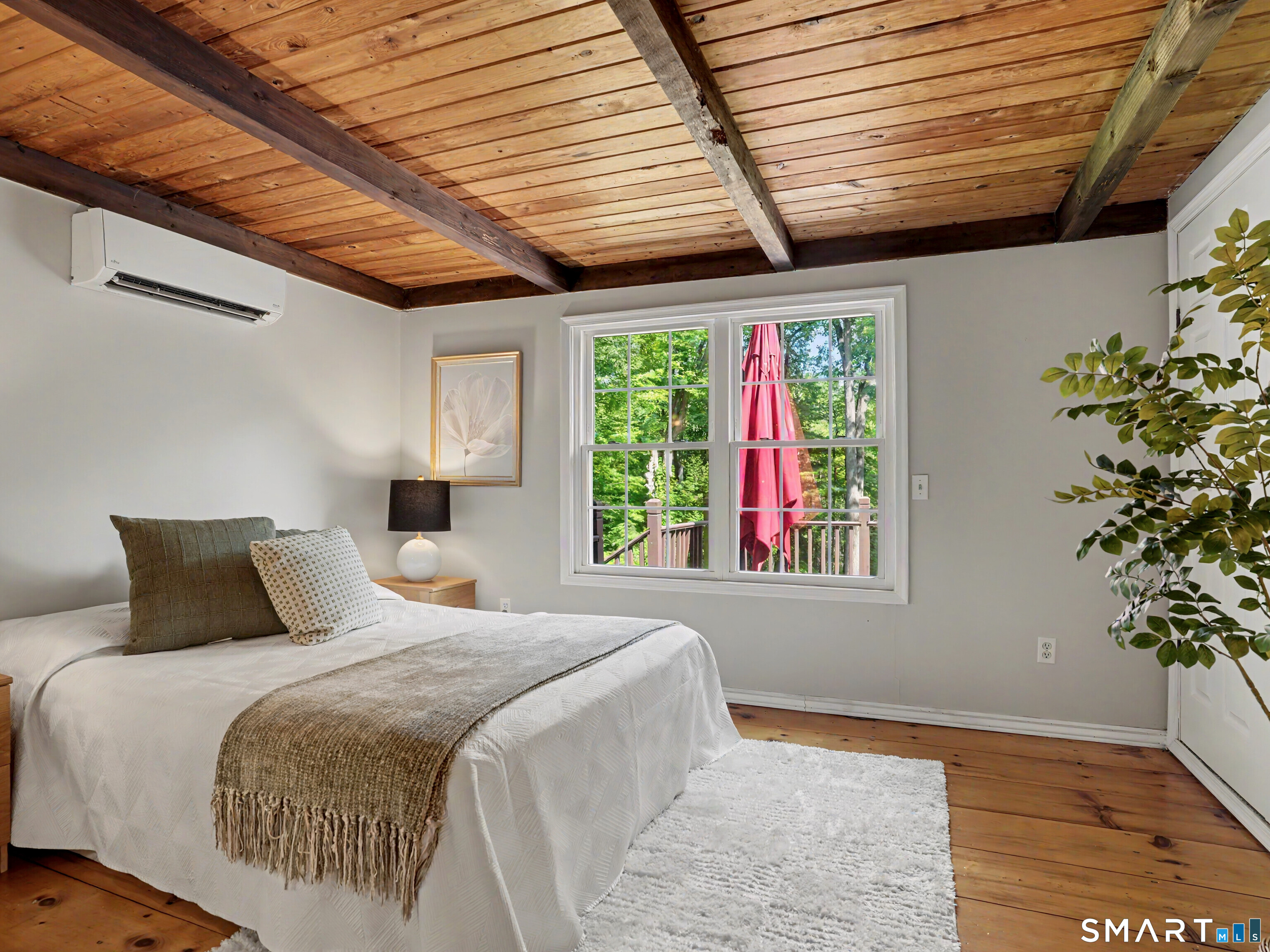 252 Bennetts Farm Road Ridgefield, CT 06877 - Photo 15 of 40 Second Bedroom on the Main Floor