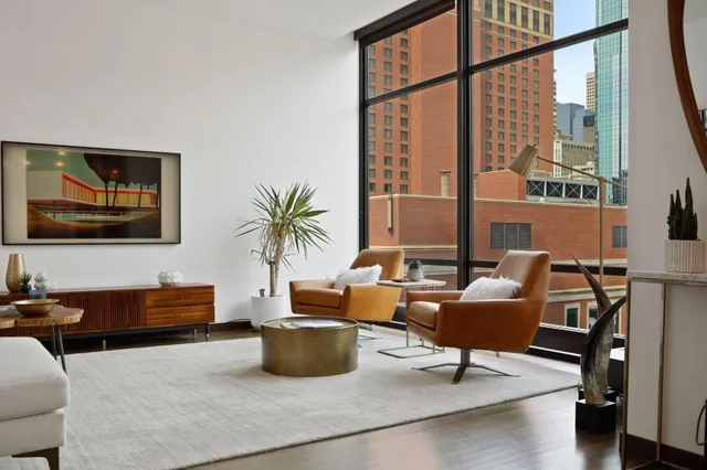 $3,495 | 201 South 11th Street, Unit 530, Minneapolis, MN 55403