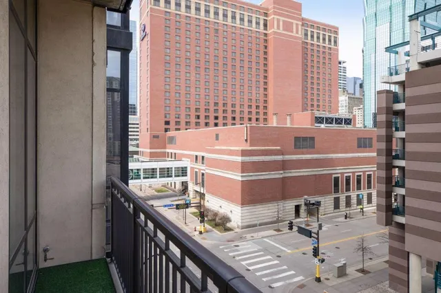 $3,495 | 201 South 11th Street, Unit 530, Minneapolis, MN 55403
