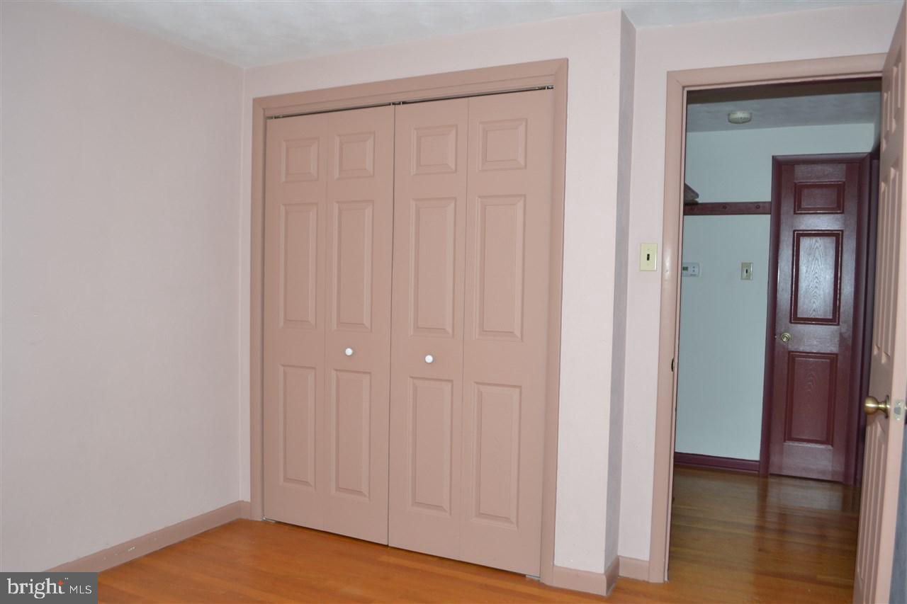 2242 Sycamore Road York, PA 17408 - Photo 22 of 27