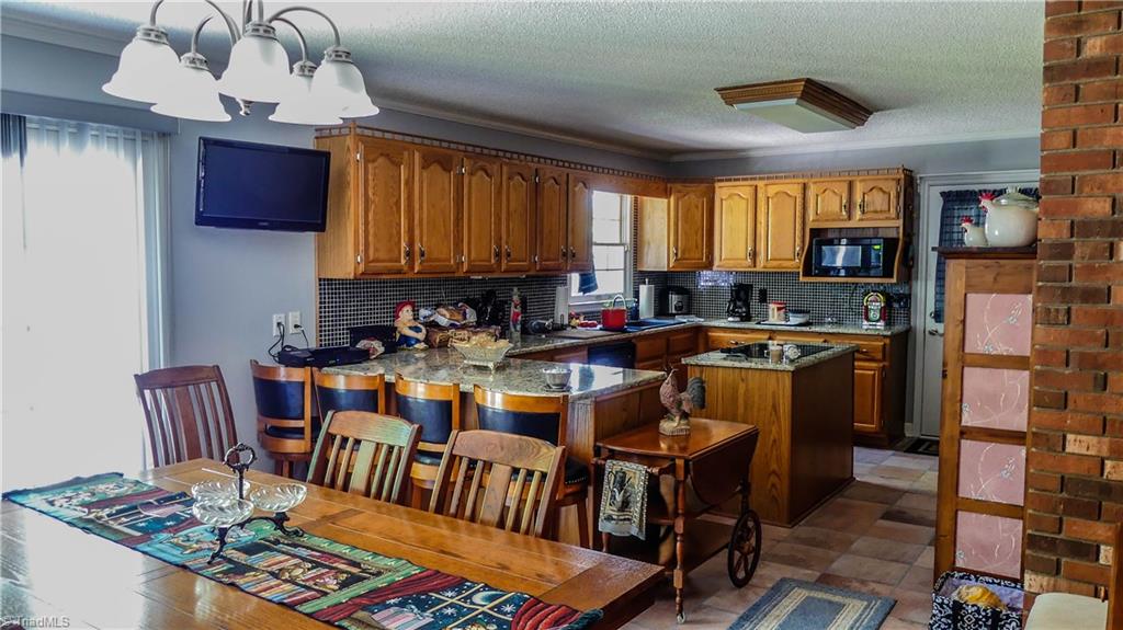 1130 Flinty Knoll Road Pinnacle, NC 27043 - Photo 9 of 29