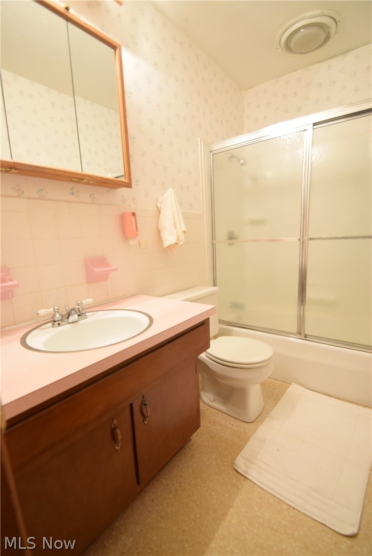 4794 Foote Road Medina, OH 44256 - Photo 21 of 28 Main Bathroom