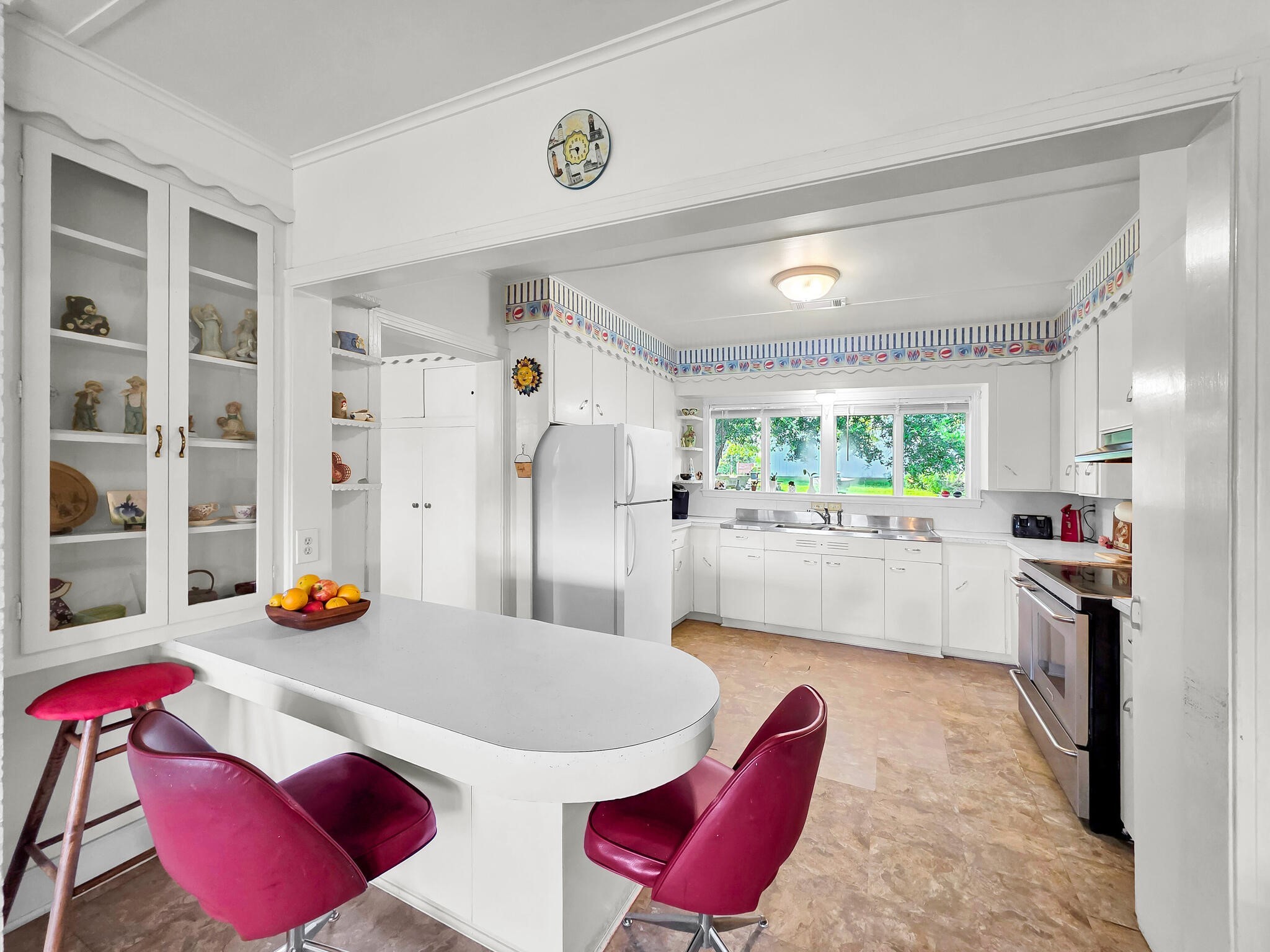 1212 High School Road Port Bolivar, TX 77650 - Photo 35 of 50 a bedroom with furniture and a potted plant