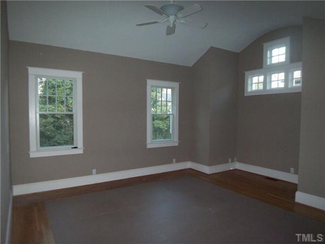 912 West Johnson Street Raleigh, NC 27605 - Photo 8 of 12 an empty room with a window