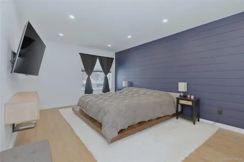 $549,000 | 81 Alhambra Drive, Oceanside, NY 11572