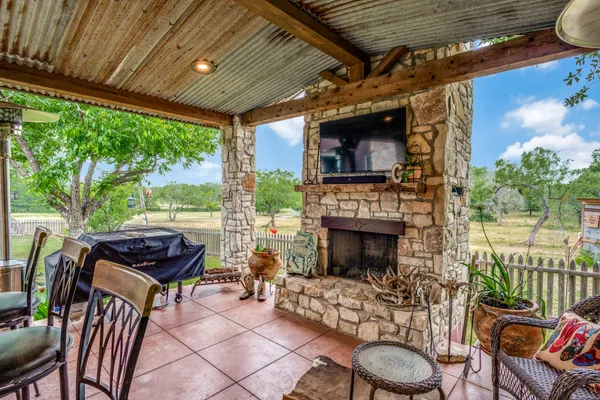 $1,738,999 | 10745-10767 Rosemar Lane, Adkins, TX 78101