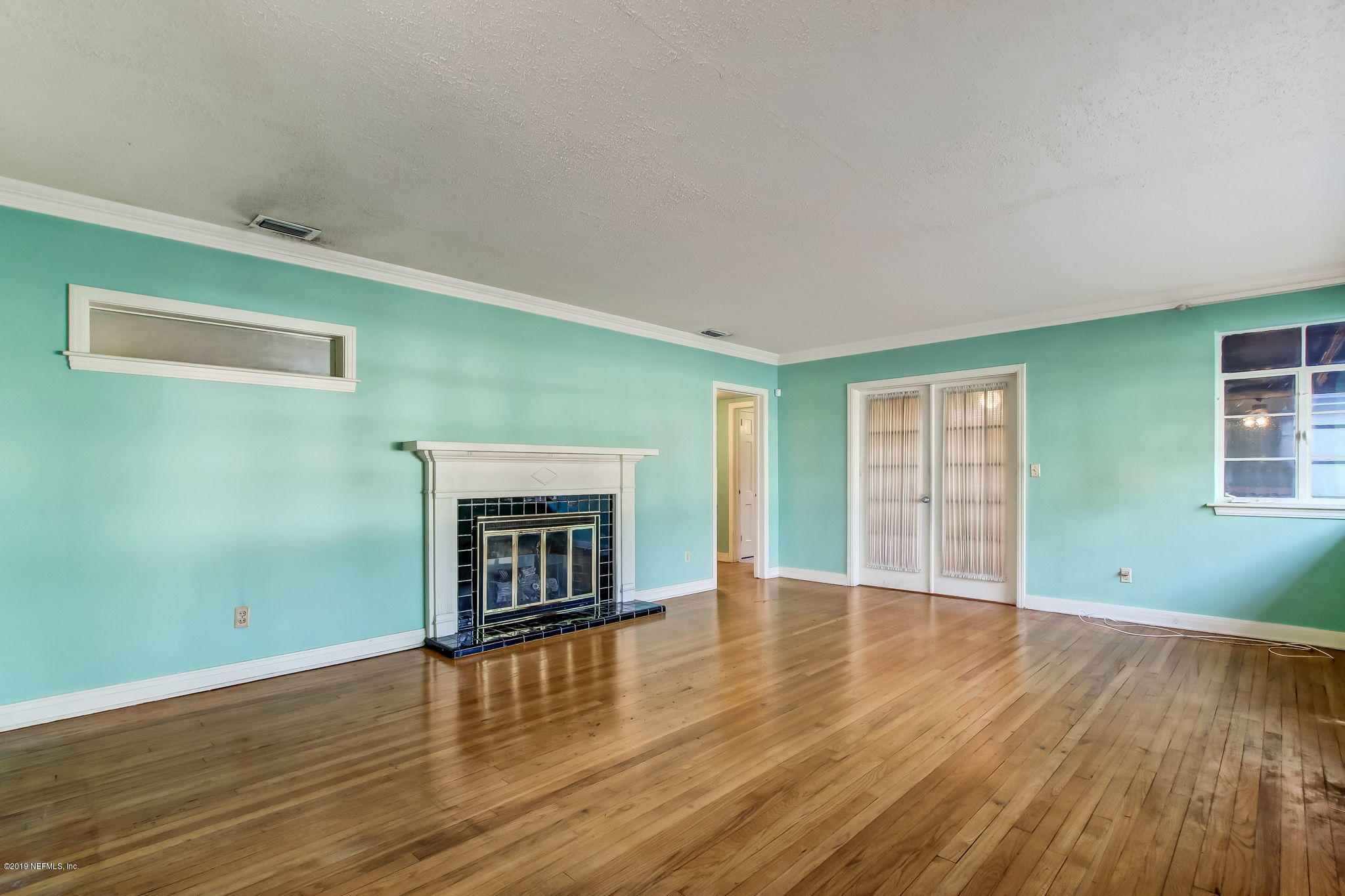 1644 Mayview Road Jacksonville, FL 32210 - Photo 6 of 40 Living Room