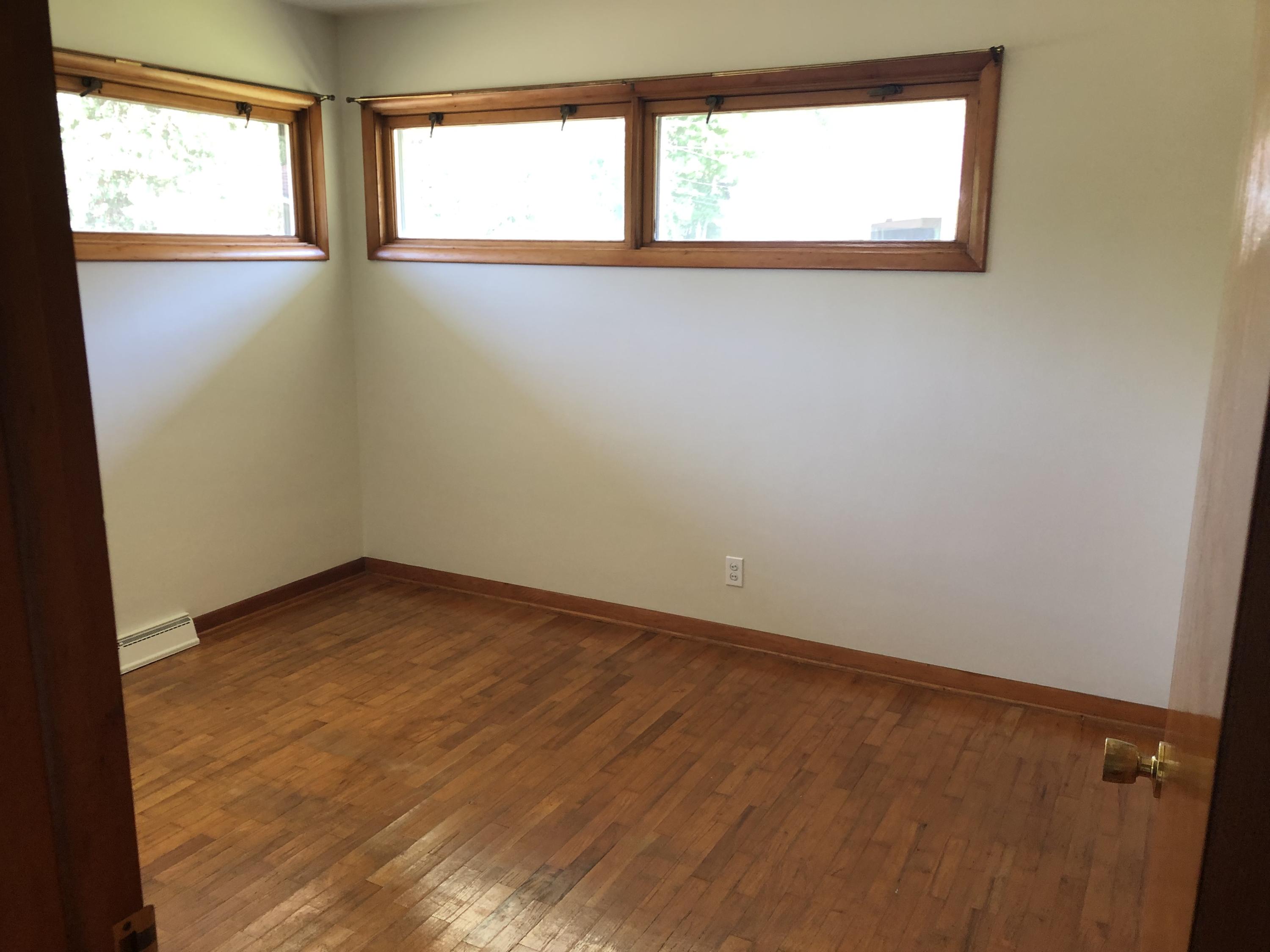2172 Jensen Road Muskegon, MI 49444 - Photo 9 of 17 7