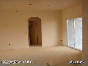 4083 West Sunset Road Yucca, AZ 86438 - Photo 5 of 11 4083 dining room