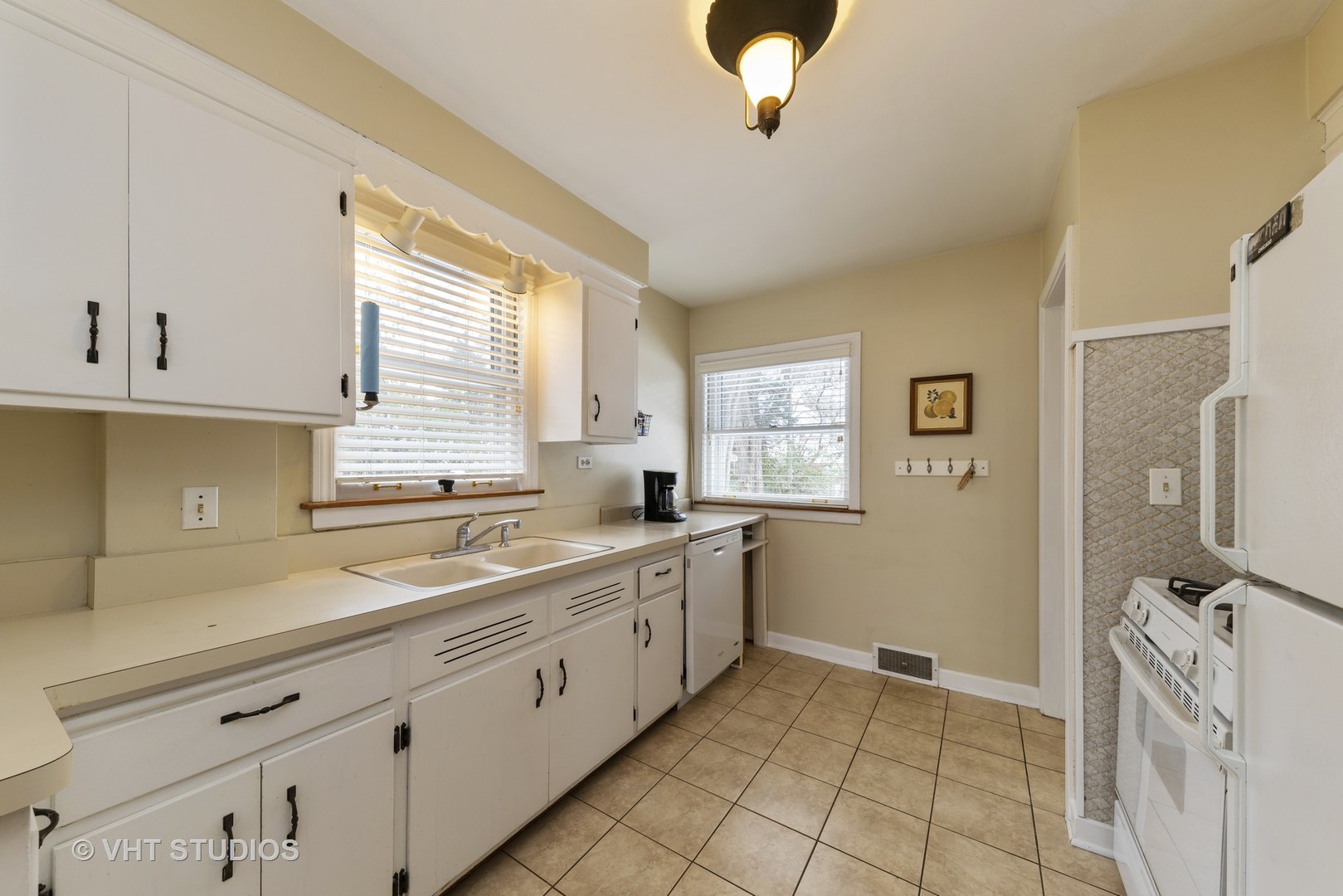 515 South Emerson Street Mount Prospect, IL 60056 - Photo 5 of 22