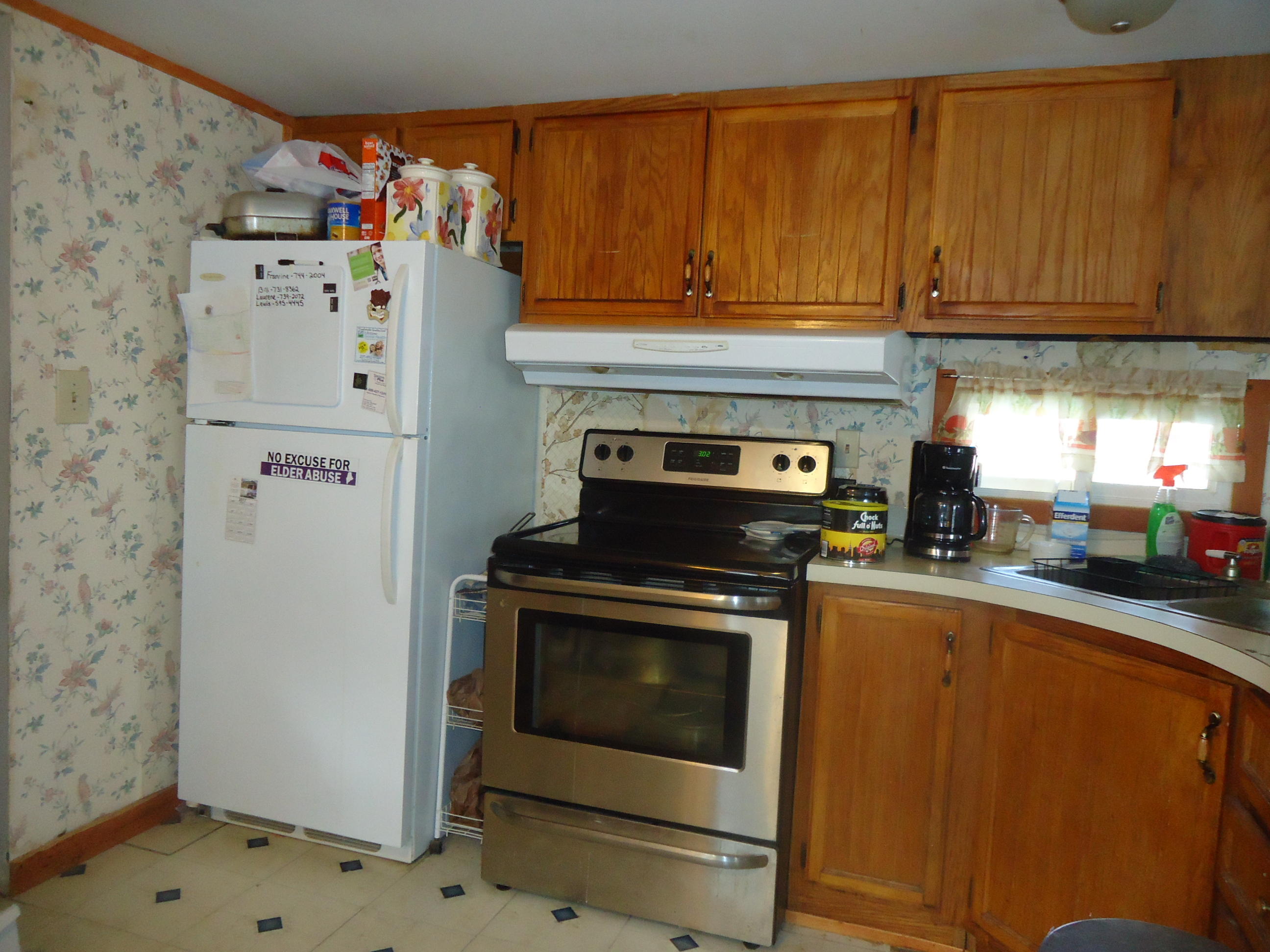 144 Country Club Road Norway, ME 04268 - Photo 4 of 12 DSC06901