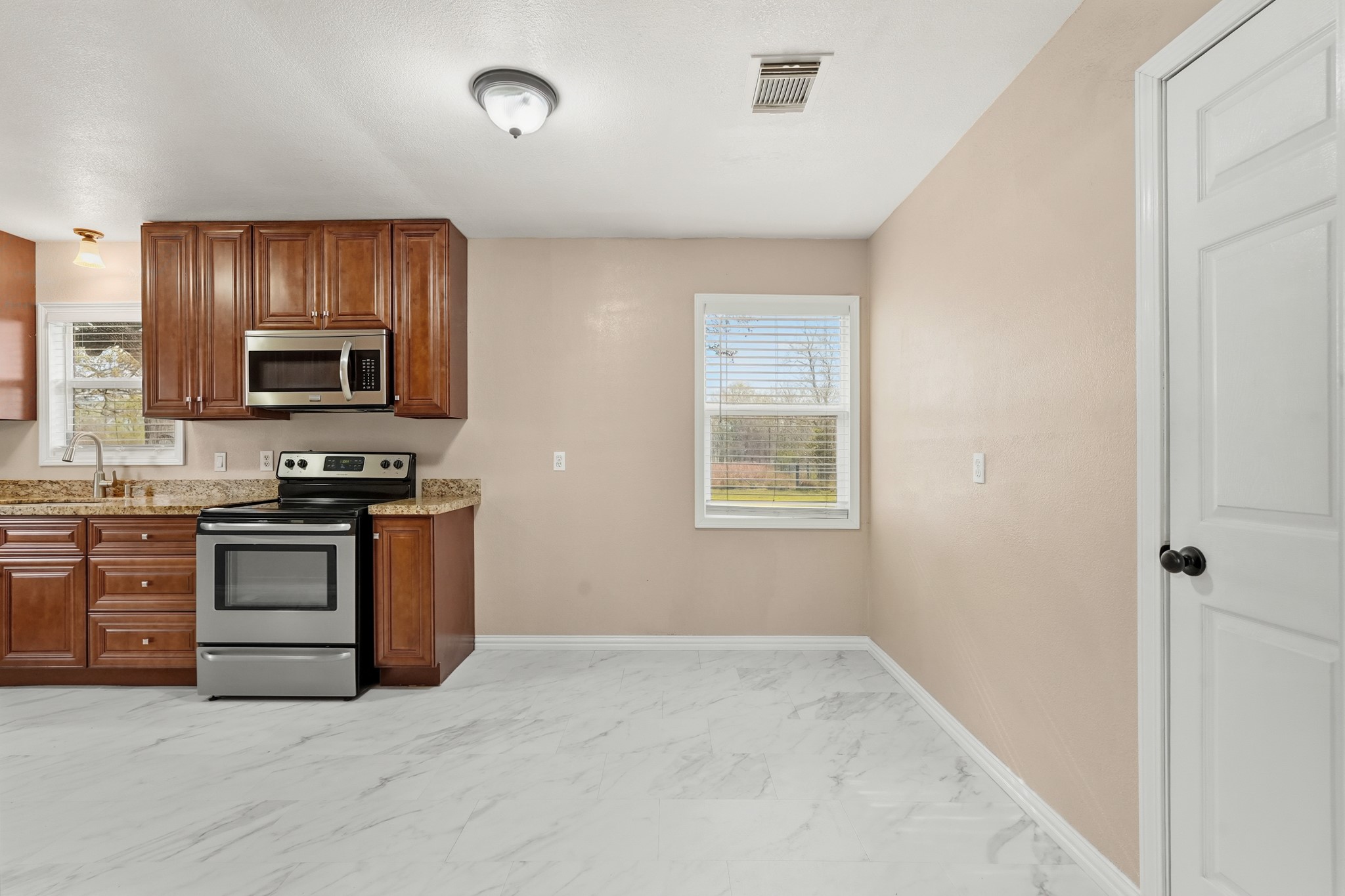 8427 Brinkmeyer Road Needville, TX 77461 - Photo 8 of 21