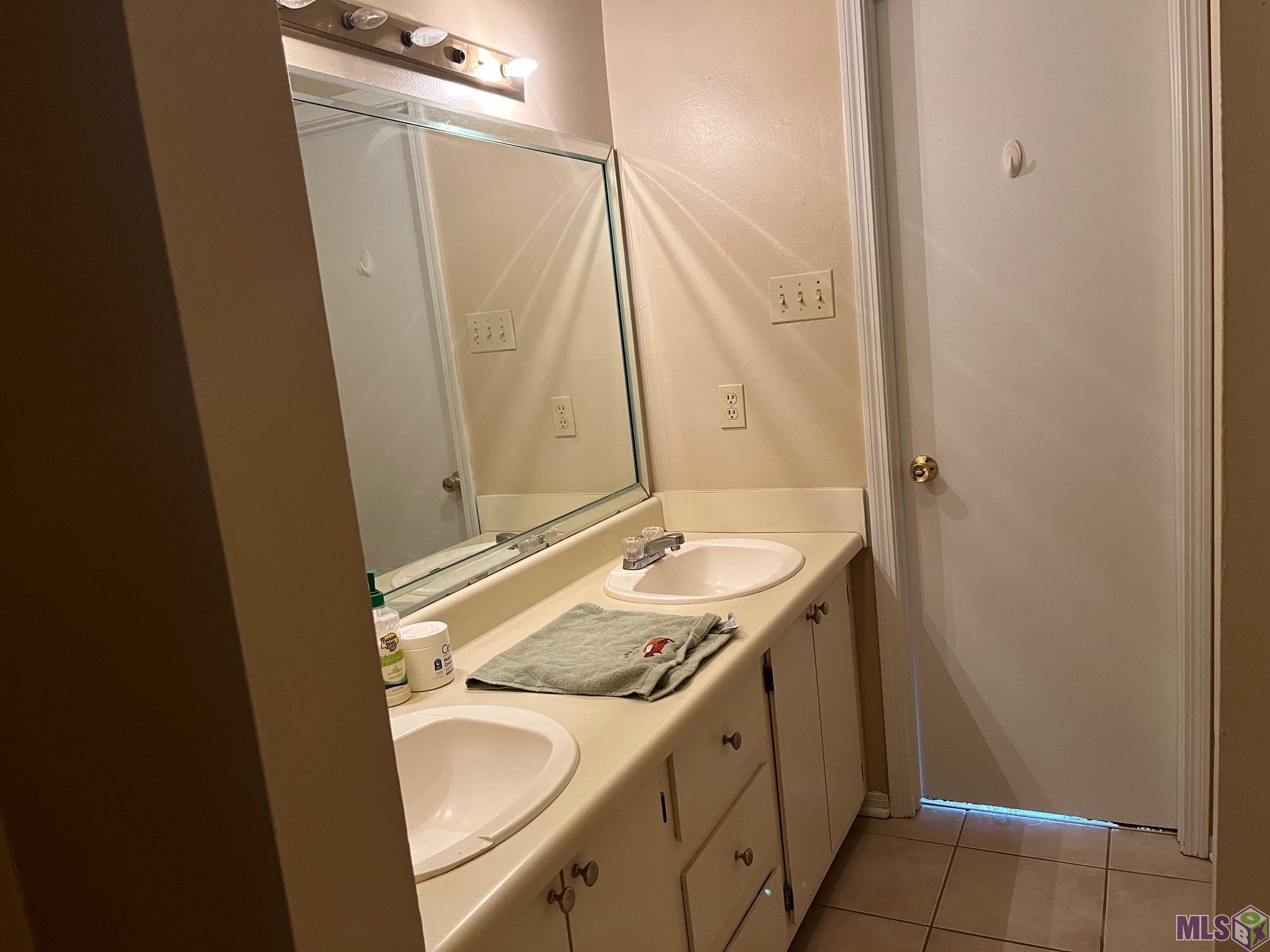 1704 Brightside Drive, Unit B Baton Rouge, LA 70820 - Photo 8 of 9