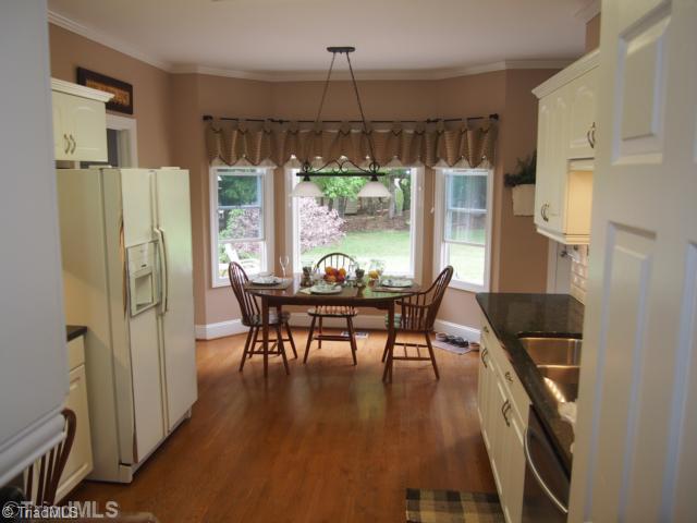 2811 Lockland Drive Oak Ridge, NC 27310 - Photo 3 of 8 Kitchen.
